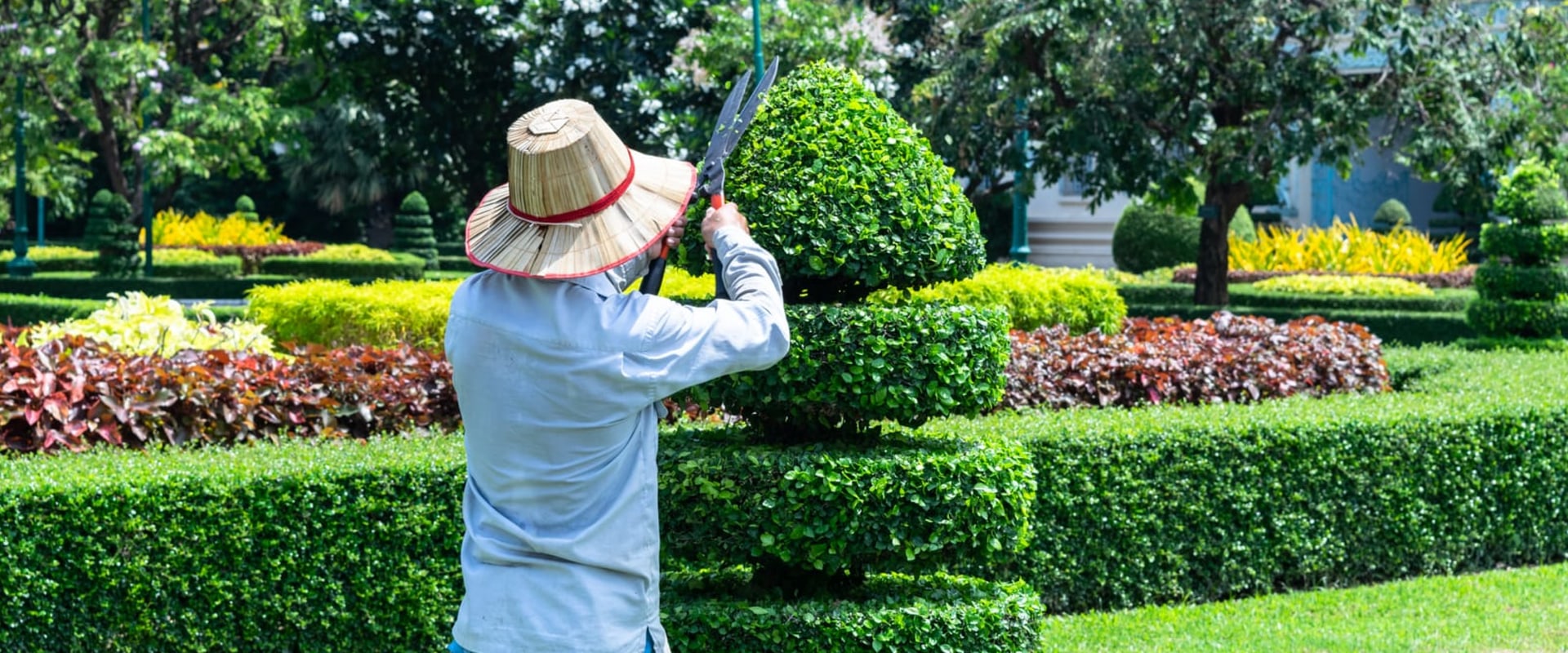 Portland Home Staging Ideas: Create An Outdoor Oasis With A Landscape Design Company