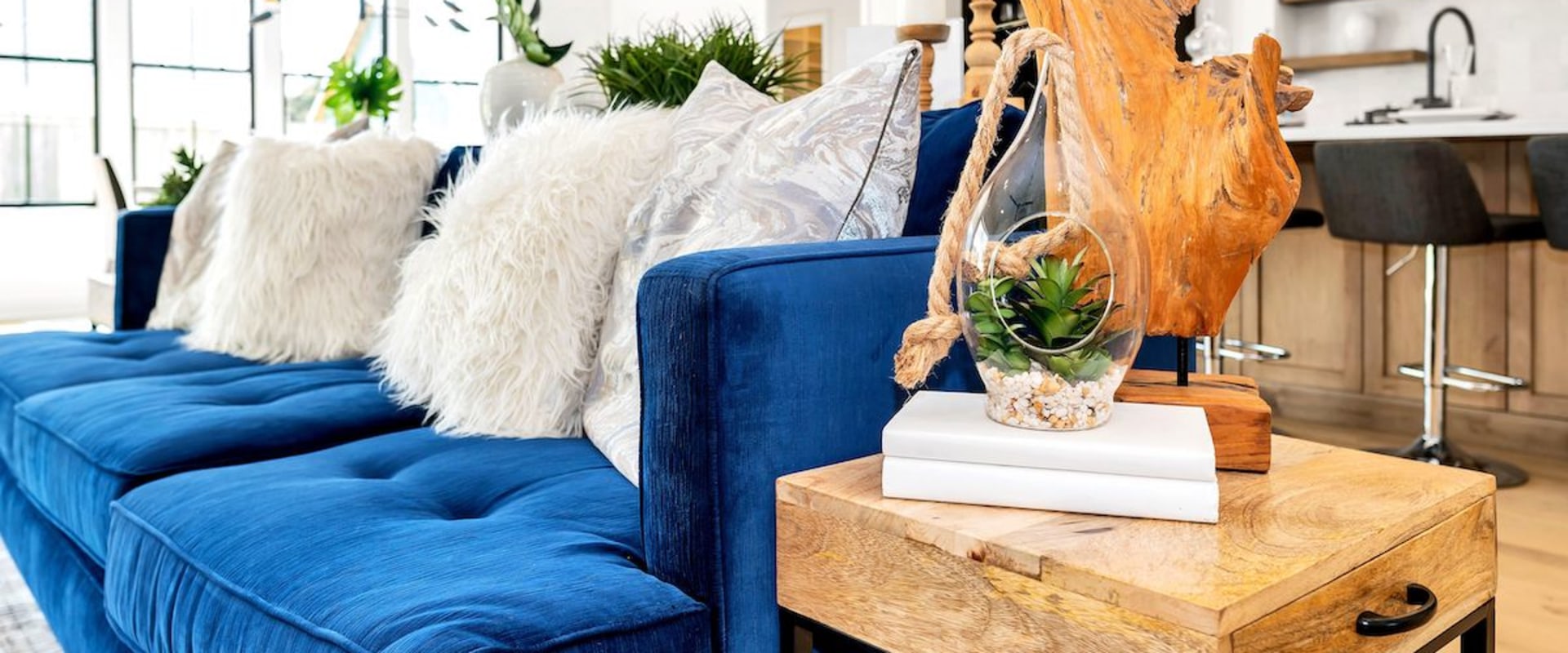 Incorporating Natural Elements into Your Home Staging: Expert Tips